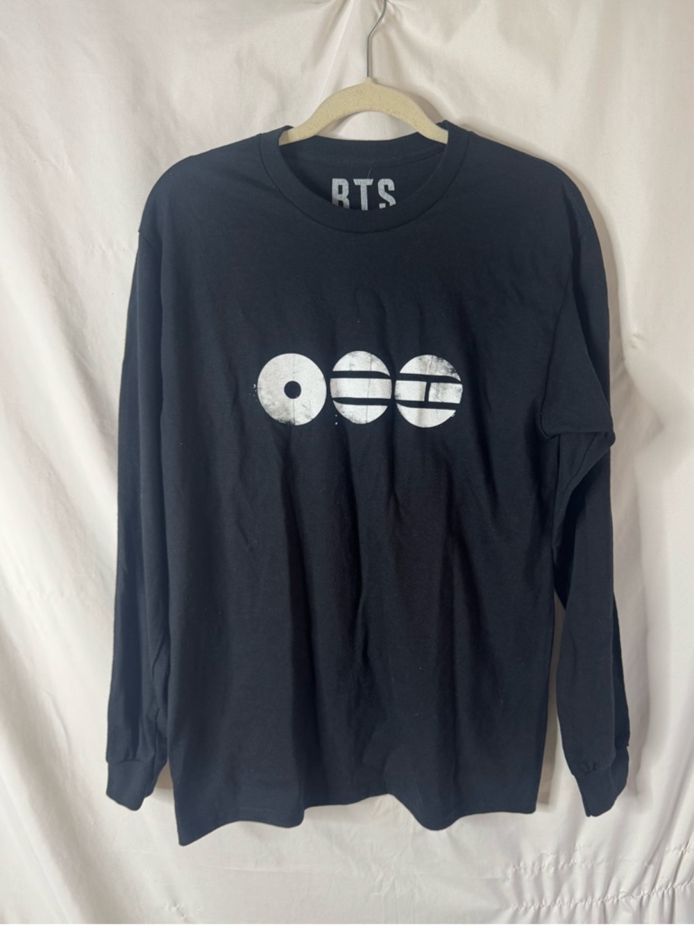 BTS Long Sleeve T Shirt Black Logo Boy Band Exclusive Merchandise Size Med NWT